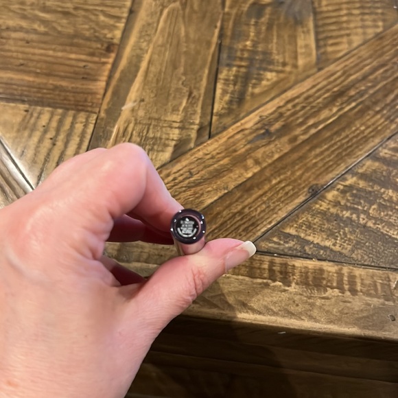 New assortment of lip and eye liners. - Picture 13 of 15